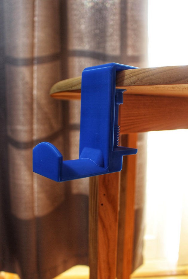View of our 3d Printed headset hanging desk hook stand