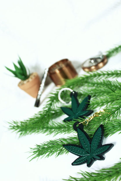 Affordable weed accessories keychain